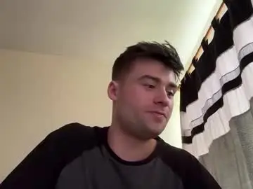 Chaturbate Live Sex Cam of bozolunisz