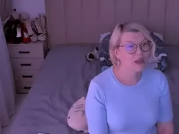 Chaturbate Live Sex Cam of sabrinamacmarren