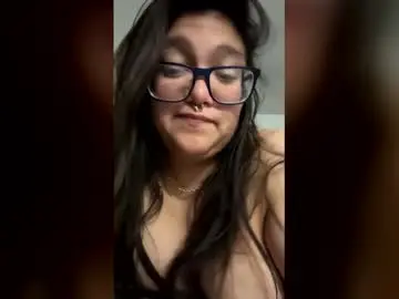 Chaturbate Free Porn Cam of sylveonking
