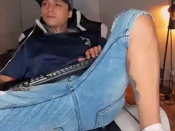 Chaturbate Sex Chat of enjoymycock99
