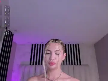 Chaturbate Nude Webcam of niaholland