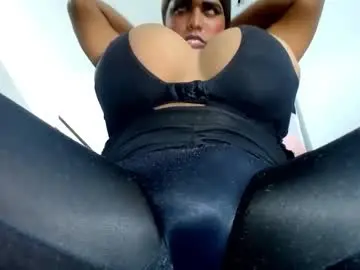 Chaturbate Live Sex Cam of valentinabigcock23