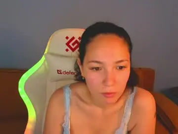 Chaturbate Live Sex Cam of lucy_sweetyy