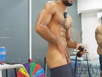 Chaturbate Free Porn Cam of emilio_brandon