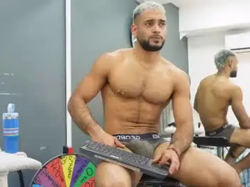 Chaturbate Sex Chat of emilio_brandon