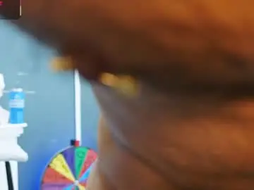 Chaturbate Live Sex of emilio_brandon
