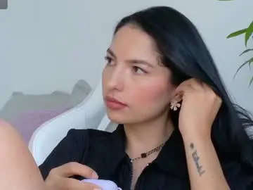 Chaturbate Live Porn of almatease