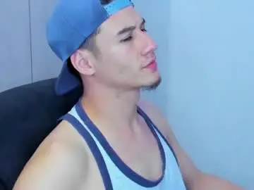 Chaturbate Live Sex Cam of dominic_radccliffe