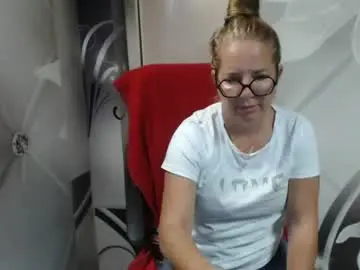 Chaturbate Best live sex cam show of deepintoyourmind