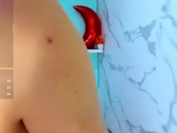 Chaturbate Private Sex Chat of cristal_horny19