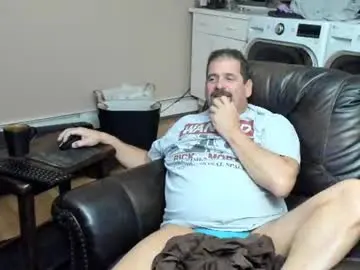 Chaturbate Nude Webcam of islandguy70
