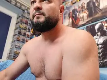 Chaturbate Sex Chat of muscular_bear