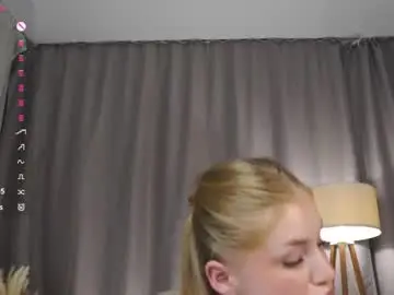 Chaturbate Watch Live Sex Cams of cinacandy