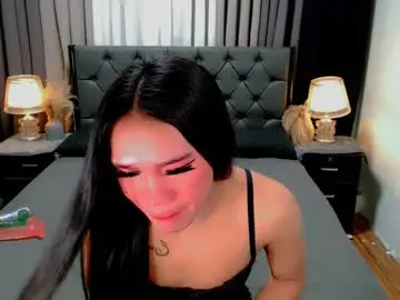 Chaturbate Live Sex Cam of crytastal_lust1212