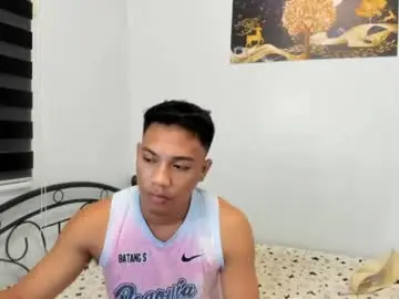 Chaturbate Live Porn of urfucker_vinz