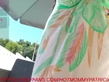 Chaturbate Nude Webcam of angel_danm_milf