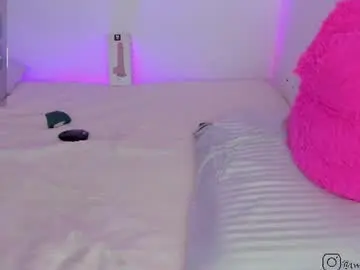 Chaturbate Live Porn of naughty_twink_