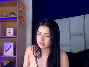 Chaturbate Free Porn Cam of emilyy05_