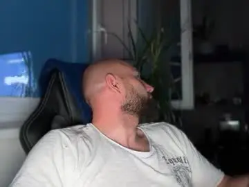 Chaturbate Live Porn of tommyx01