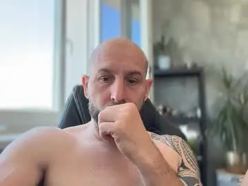 Chaturbate Free Porn Cam of tommyx01