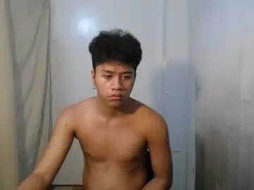 Chaturbate Live Sex Cam of naughtyhot_star19