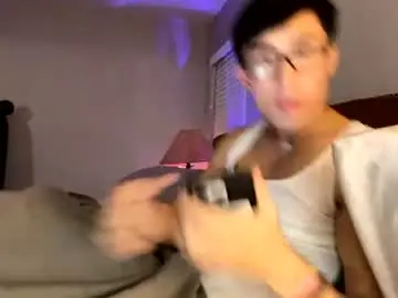 Chaturbate Watch Live Sex Cams of hottiewithabody101