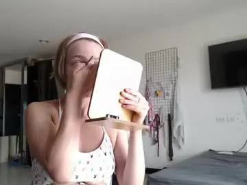 Chaturbate Live Sex Cam of galaxyandromeda