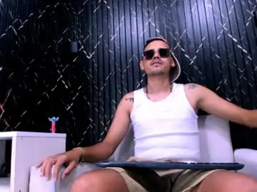 Chaturbate Live Sex of bryan_pirs
