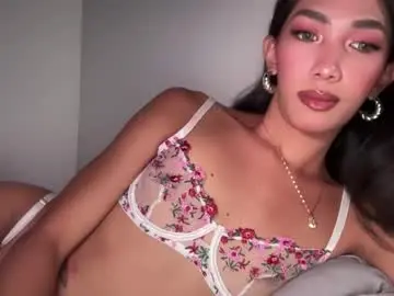Chaturbate Live Sex of azalea_cum69