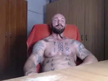 Chaturbate Free Porn Cam of strongivan