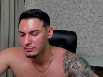 Chaturbate Nude Webcam of clintmasterss