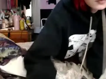 Chaturbate Live Sex Cam of devilg1rl