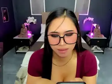 Chaturbate Watch Live Sex Cams of ivana_elise18