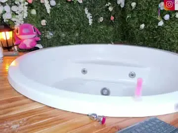 Chaturbate Free Live Porn of emmaamartinez