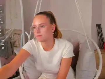 Chaturbate Sex Chat of shei1a_shy