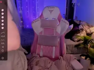 Chaturbate Live Sex Cam of anyataylorr