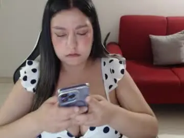 Chaturbate Sex Cam of holly_itzel