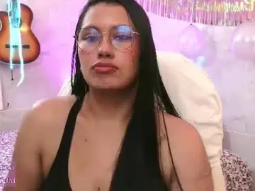 Chaturbate Adult Webcams of lauraruiz1