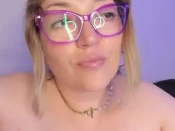 Chaturbate Watch Live Sex Cams of naty__mature_