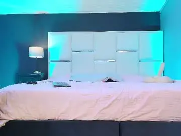 Chaturbate Nude Webcam of samanthamilf__