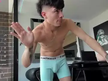 Chaturbate Adult Webcam of pretur_crubaa