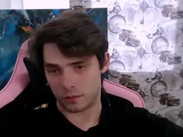 Chaturbate Free Porn Cam of dmitryromanov
