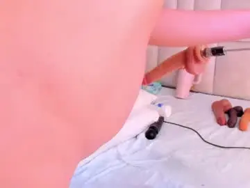 Chaturbate Live Sex of halie728