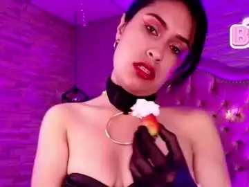 Chaturbate Adult Webcam of roxanne_han