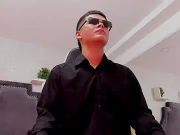Chaturbate Live Sex Cam of dylanroyce_