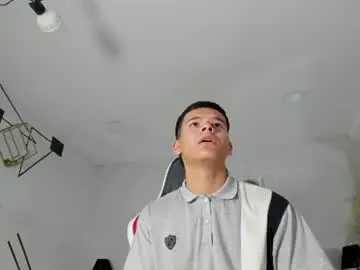 Chaturbate Best live sex cam show of dylanroyce_