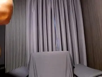 Chaturbate Adult Video Chat of antoniovalentinidiamond