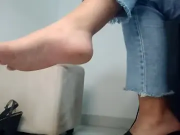 Chaturbate Free Live Porn of monaa_paloma