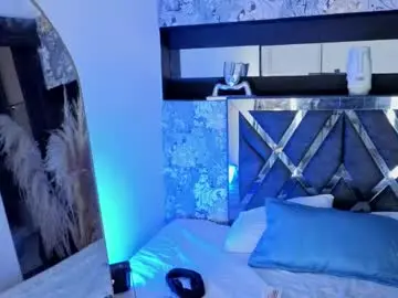 Chaturbate Live Sex Cam of mysterius_boy