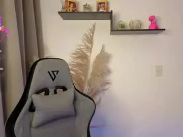 Chaturbate Live Sex Cam of chloebum_